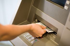 Weltweit Geld abheben Geld abheben